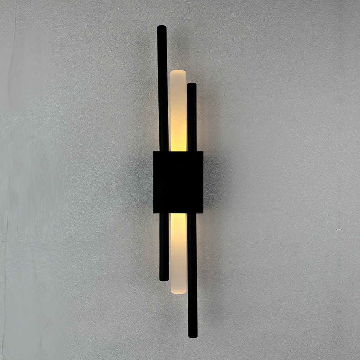 Glitch Wall Light • Black • Wall Wired • 2-Pack