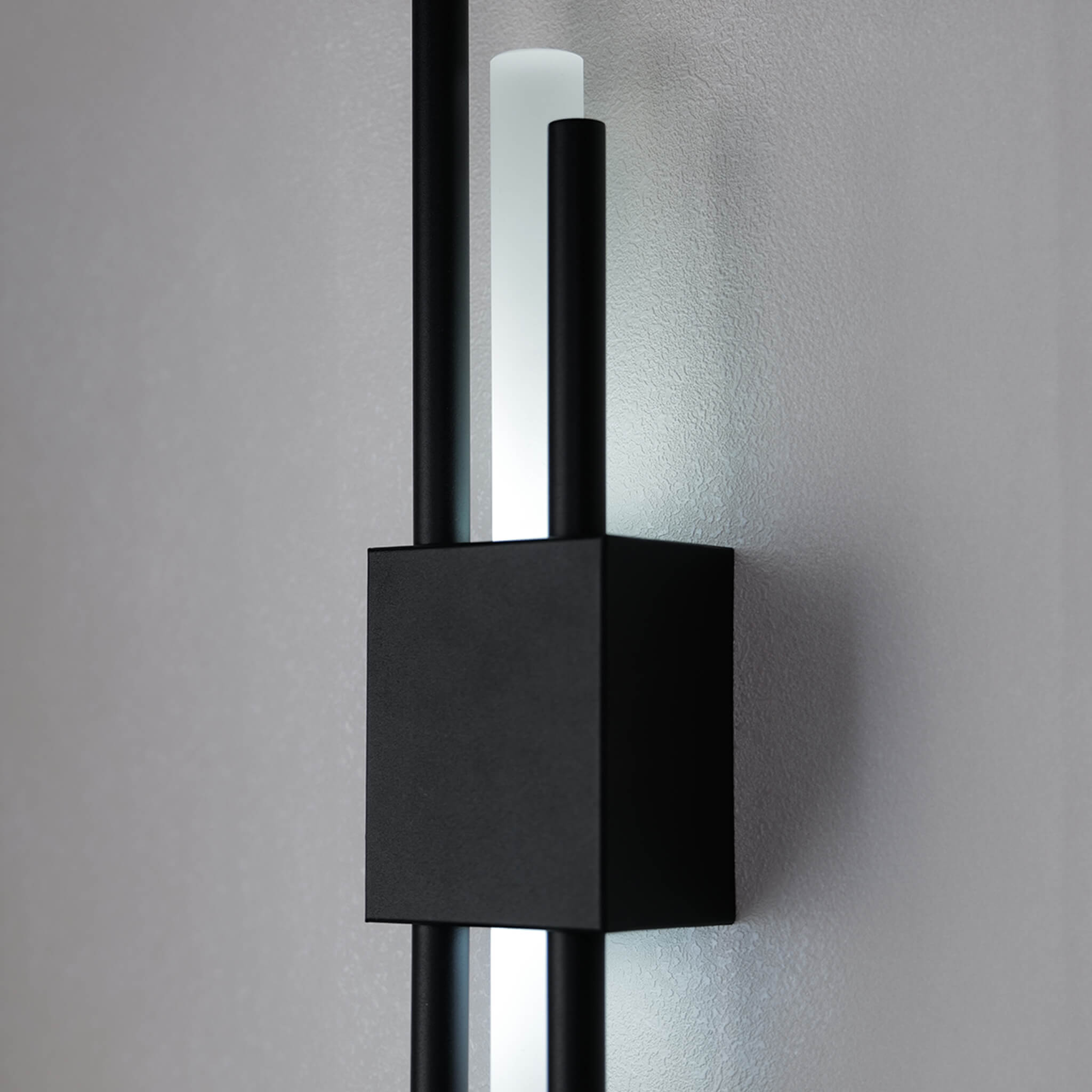 Glitch • Black 6000K • Battery • 2 Pack - Warehouse Sale - Sconce - Haus of Interiors